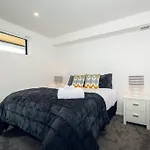 Stellar Central City Apartment - Hagley Park