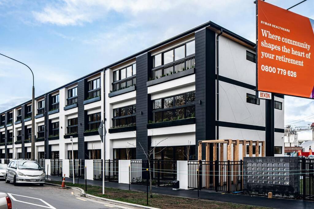 Stellar - Hagley Park Apartment